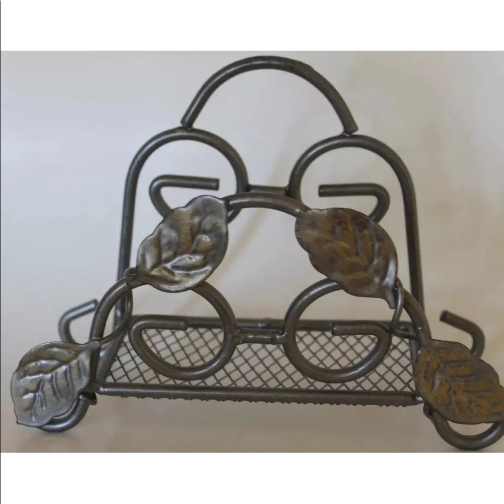 Wrought Iron Table Napkin Holder Leaves Design